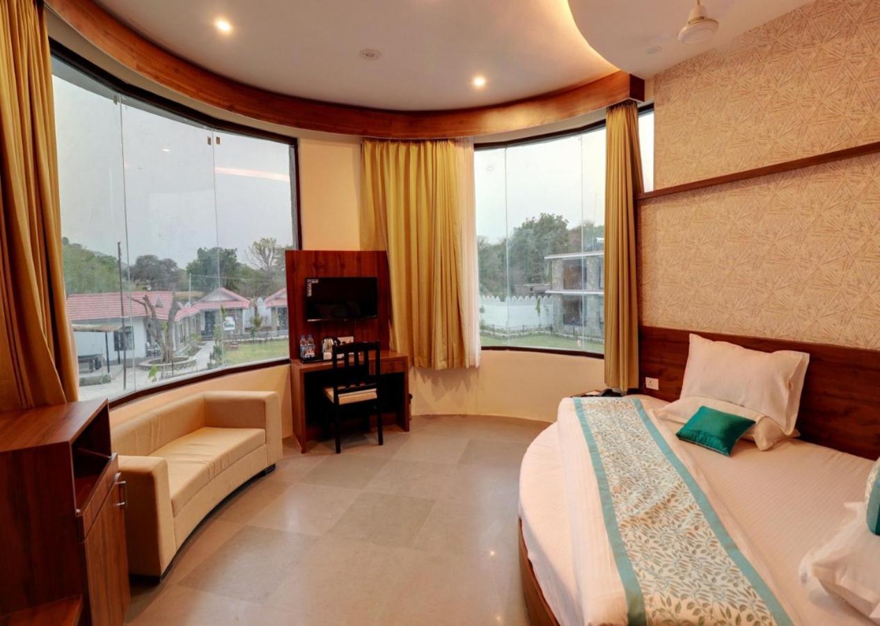 Keshav Resort อุเดเปอร์ ภายนอก รูปภาพ