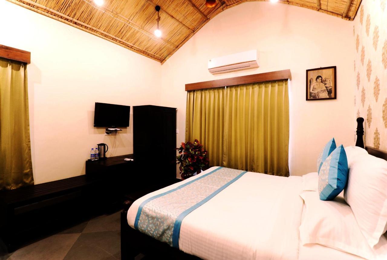 Keshav Resort อุเดเปอร์ ภายนอก รูปภาพ