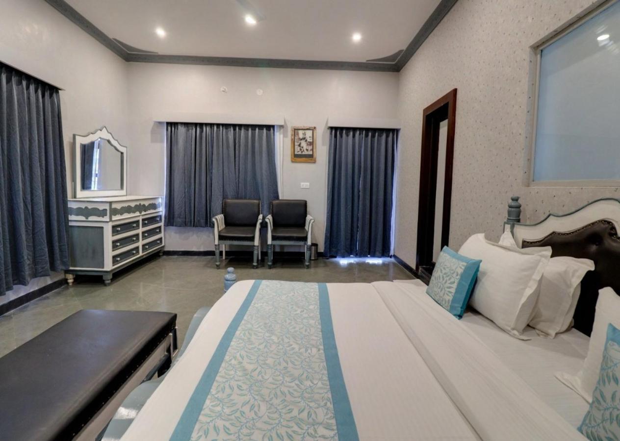 Keshav Resort อุเดเปอร์ ภายนอก รูปภาพ