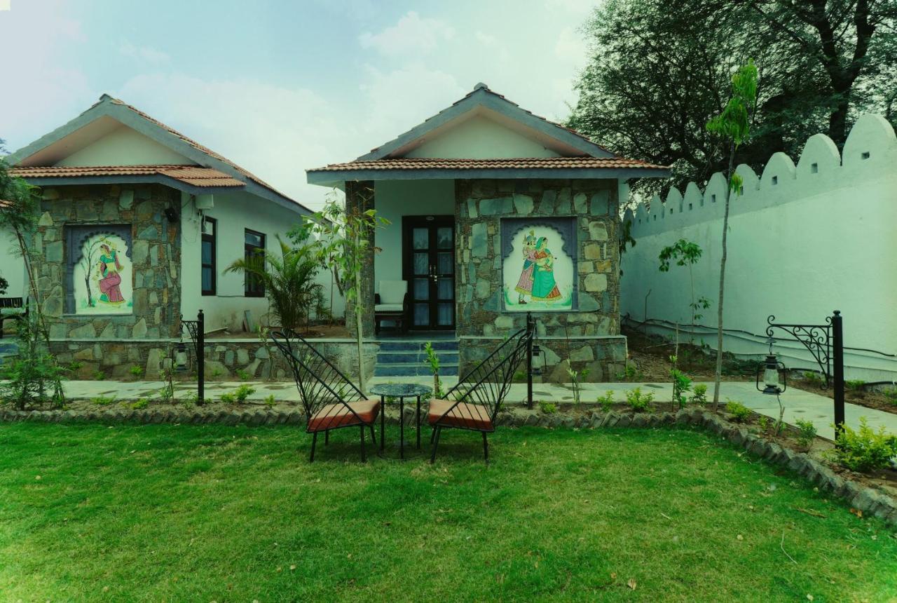 Keshav Resort อุเดเปอร์ ภายนอก รูปภาพ